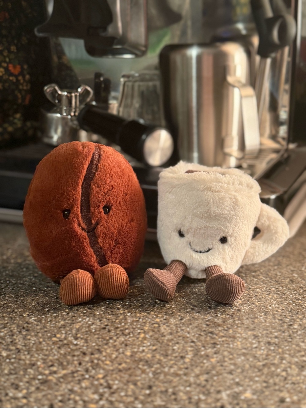 2 mini Jellycat - coffee cup and coffee bean.